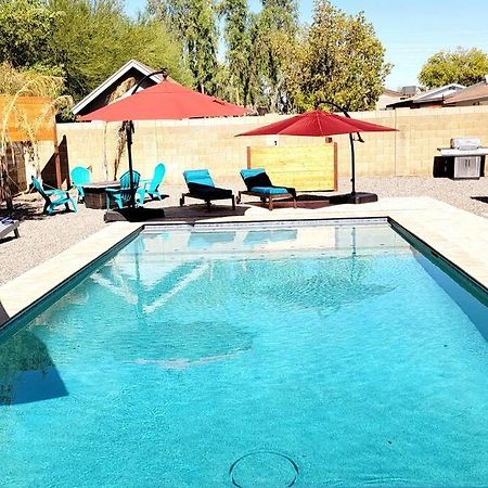 Mesa Oasis Private Pool Spacious! 10+ Guests 7 Beds New, Great Location! Exterior photo